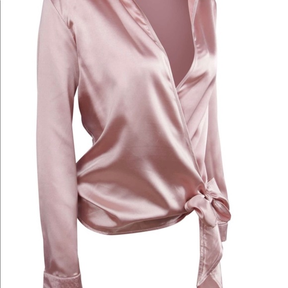 Pink blouse - Picture 2 of 3